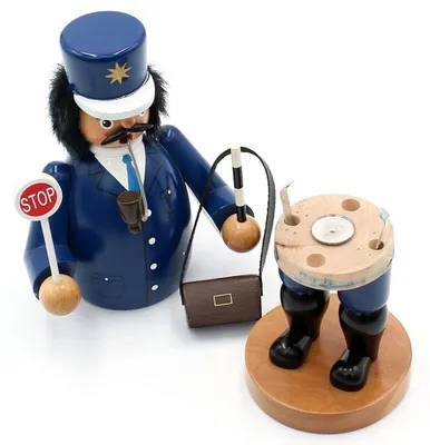 Obrázek produktu pro Nádherná figurka policisty, cca 20 cm