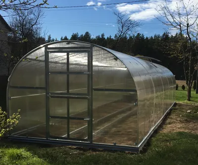 Produktbild von Gewächshaus KLASIKA 36 (3x12m) mit fundamenten und 4mm Polycarbonat;