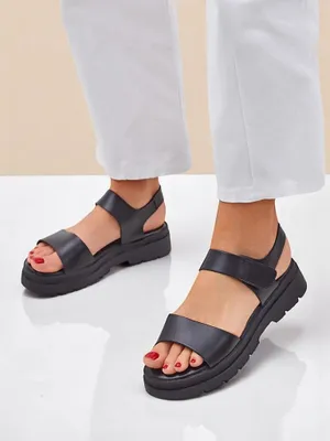 Produktbild von Royalfashion Damensandalen mit dickerer Sohle Otvanna, Größe 39