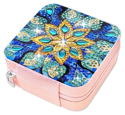 Immagine prodotto di Scatoline decorative con tecnica Diamond Painting, in ecopelle, di colore rosa, a forma quadrata/rotonda