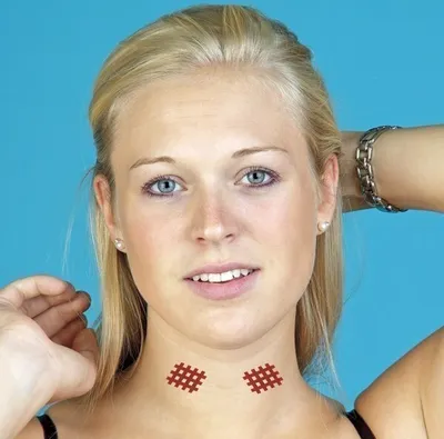 Zdjęcie produktu dla AQ STRIP Grid Tape Typ: B 20 arkuszy po 6 plastrów - Kolor: kolor skóry