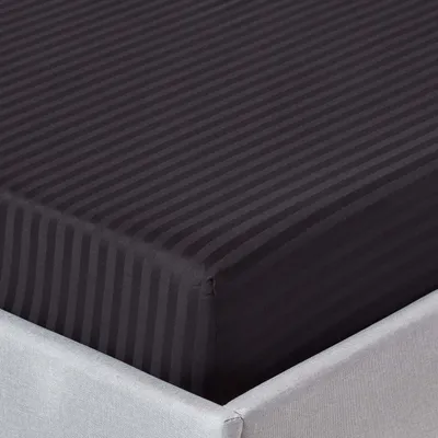 Obrázek produktu pro HOMESCAPES Damaškové napínací prostěradlo z egyptské bavlny s počtem vláken 330, černé, 100 x 200 cm