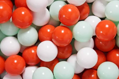 Produktbild von MeowBaby Kunststoffbällen für Bällebad 7cm, Baby Plastikbälle Spielbälle, 200 stück: Orange/Mint/Weiß