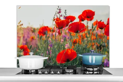 Produktbild von KitchenYeah®  Spritzschutz Küche - Küchenrückwand - Wandschutz für Herd und Spüle - Mohn - Blumen - Rot - Lila - Wiese 100x65 - Alu-Dibond (Alternative zum Spritzschutz aus Glas) - Hitzebeständig - He