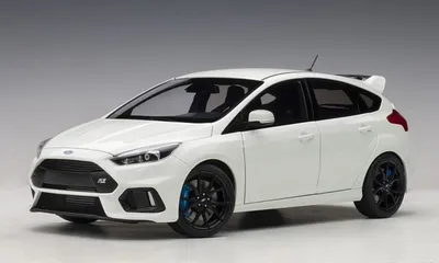 Produktbild von Ford Focus RS 2016 weiß Modellauto 1:18 Autoart
