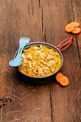 Obrázek produktu pro Lyofilizované jídlo Voyager, kuřecí kari s rýží, 150 g