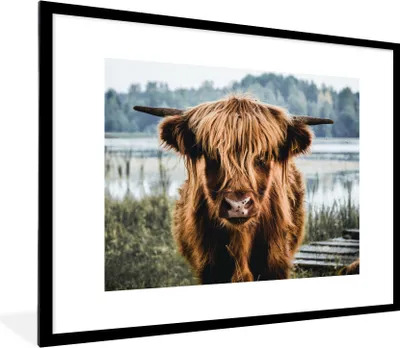 Produktbild von MuchoWow® Gerahmtes Poster Kühe - Schottische Hochlandbewohner - Braun - Natur 80x60 cm - Poster mit Schwarzem Bilderrahmen Wandposter Rahmen Foto Bilder - Schlafzimmer-Dekorationen - Fotoposter
