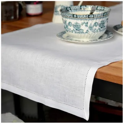 Produktbild von Eleganter Tischläufer aus 100% Leinen 43 x 270 cm Weiß