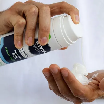 Zdjęcie produktu dla Nivea żel do golenia Men skóra wrażliwa 200 ml