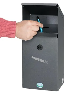 Produktbild von Großvolumiger E-Zigarettensammler mit Schutzdach | 3,7 Liter, HxBxT 42,3x18x13cm | Verzinkter Stahl | Grau
