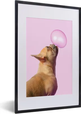 Produktbild von MuchoWow® Gerahmtes Poster Hund - Tiere - Kaugummi - Rosa 40x60 cm - Poster mit Schwarzem Bilderrahmen Wandposter Rahmen Foto Bilder - Poster in Rahmen