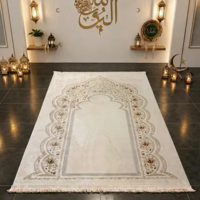 Immagine prodotto di Tappeto da preghiera con motivo Mihrab e decorazioni ornamentali in color crema e oro Dimensioni: 80 x 120 cm