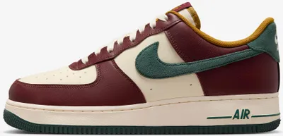 Produktbild von Nike Air Force 1 '07 LV8 "Dark Team Red Vintage Green", Größe: 40