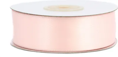 25mm breites, 20m langes, doppelseitig glänzendes Satinband in zartem Rosa auf Rolle. Perfekt für Bastelprojekte und Geschenkverpackungen