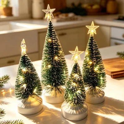 Immagine prodotto di Set di 4 alberi di Natale artificiali - Con luci LED - Timer - Da 15 a 23 cm