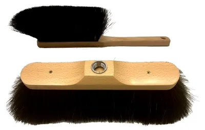 Produktbild von Set aus Rosshaarbesen und Rosshaarhandfeger, handgefertigt