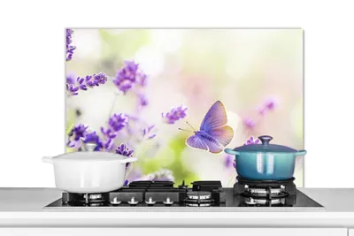 Obrázok produktu pre KitchenYeah® Kuchynský splashback - Kuchynský splashback - Ochrana steny sporáka a drezu - Levanduľa - Motýľ - Kvety 90x60 - Alu-Dibond (alternatíva skleneného splashbacku) - Tepelne odolný - Sporák