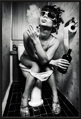 Produktbild von Toilet Cam - Poster - Party Hard + Wechselrahmen, Shinsuke® Maxi Kunststoff schwarz, Acryl-Scheibe