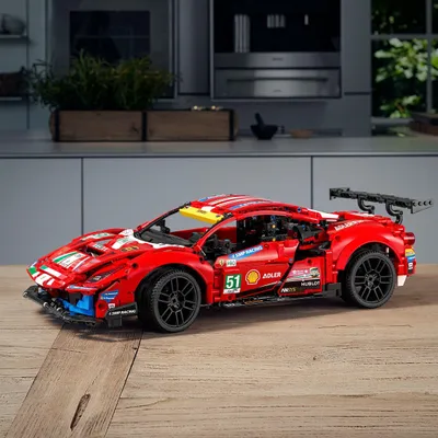 Produktbild von LEGO 42125 Technic Ferrari 488 GTE “AF Corse #51” Supersportwagen, exklusives Sammlermodell, Modellbausatz für Erwachsene