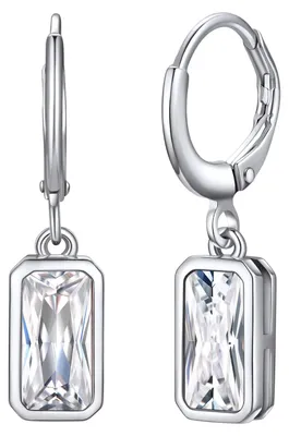 Image de Élégantes boucles d'oreilles en argent avec pierre de lune, pour femmes