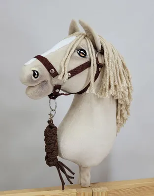 Immagine prodotto di Set Hobby Horse: cavezza A3 + guinzaglio - Marrone