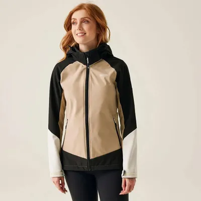 Produktbild von Regatta Desoto X Softshelljacke Damen mit Kapuze, Farbe:Black/Warm Taupe, Größe:46