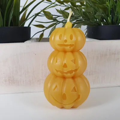 Obrázek produktu pro Včelí vosková svíčka Dýňová svíčka s obličejem 9,5 cm