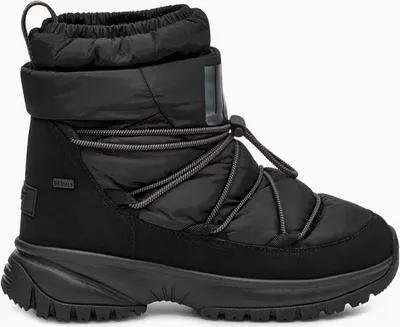 Productafbeelding van UGG dameslaarzen, model 1131978, kleur: zwart, maat: 40
