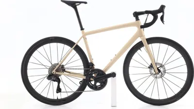 Produktbild von Specialized Aethos S-Works Di2 12V · Rahmengröße 56 · Rennräder