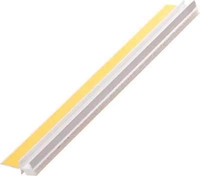 Produktbild von PROTEKTOR Anputzleiste 10mm mit Schutzlippe 150cm, Weiß aus Weich-PVC, fachgerechte Abschlüsse an Fensterleisten und Türen, Innen- & Außen