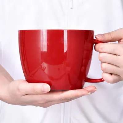 Zdjęcie produktu dla Duża porcelanowa filiżanka, 900 ml, czerwona, do kawy i herbaty, z uchwytem