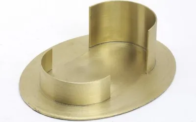 Produktbild von Kerzenhalter Oval aus Messing Gold matt satiniert (Innen 9 x 5 cm) für Ellipsenkerzen, Ovalkerzen