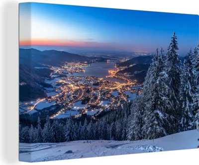 Produktbild von MuchoWow® - Leinwandbilder - Beleuchtetes Dorf am Tegernsee in Bayern, Wandbild, Wanddeko Bilder Wohnzimmer, 30x20cm