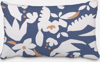 Produktbild von SCHÖNER LEBEN. Kissenhülle Ewazi Blätter Blumen abstrakt blau ecru Größe 30x50cm (HxB) 30x50cm (HxB) Größe