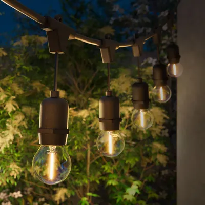 Produktbild von Ledvion LED Lichterkette Außen 20M IP65 20W 220-240V Silber