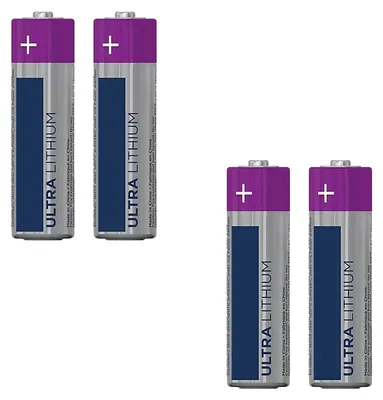Image de Batteries AA Ultra Lithium LR06, lot de 4, dimensions : Ø 14,5 x 50,5 mm, idéales pour les appareils électroniques et les jouets.
