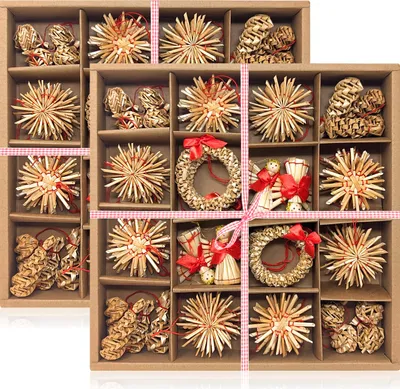 Produktbild von com-four® 112-teiliges Strohsterne Set - Sterne, Glocken, Tannen, und traditionelle Figuren als Christbaum-Schmuck - kleine Stroh-Anhänger als Weihnachtsbaumschmuck - natürlicher Christbaum-Behang
