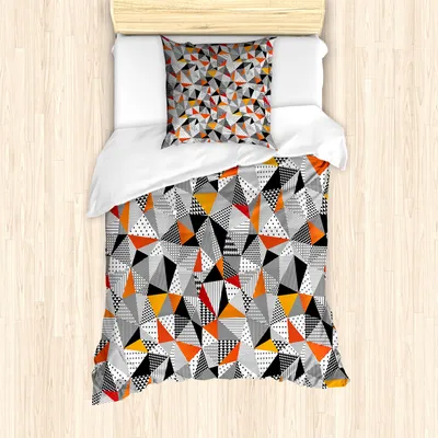Produktbild von ABAKUHAUS Geometrisch Mantele, Polygonal Moderne Kunst, Milbensicher Allergiker geeignet mit Kissenbezügen, 135 cm x 200 cm - 80 x 80 cm, Orange Schwarz Weiß