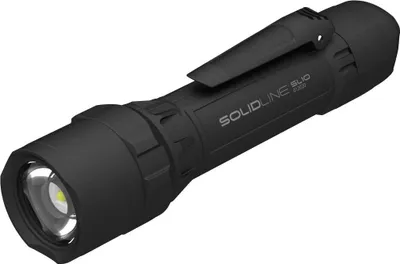 Produktbild von Solidline SL10 Taschenlampe, bis zu 750 Lm, 250 m Leuchtweite, 35 Std Leuchtdauer, IP54, AA Batterien