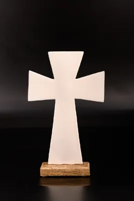 Produktbild von Stehkreuz aus Metall mit Holzbasis, Höhe 26 cm