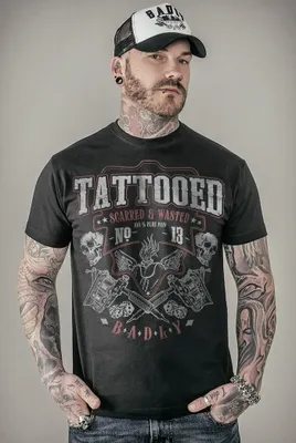 Produktbild von Badly - Tattooed Scarred, T-Shirt