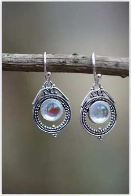 Produktbild von Feine Mondstein Ohrringe Silber 925, Boho Ohrringe Vintage style Ohrringe Weihnachtsgeschenk Idee