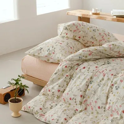 Produktbild von Unyqoos® Weicher Baumwollbezug mit bunten Blumen und Kissenbezug
