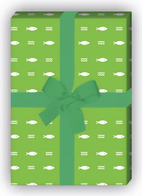 Produktbild von Grafisch reduziertes Geschenkpapier mit Fischen und Wellen auf grün - G7520, 32 x 48cm