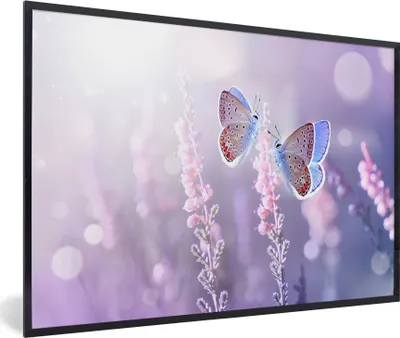 Produktbild von MuchoWow® Gerahmtes Poster Schmetterling - Lavendel - Blumen - Lila 30x20 cm - Poster mit Schwarzem Bilderrahmen Wandposter Rahmen Foto Bilder - Kunstdruck - Bild-Poster