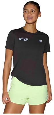 Produktbild von T-Shirt New Balance WT61385K für Damen