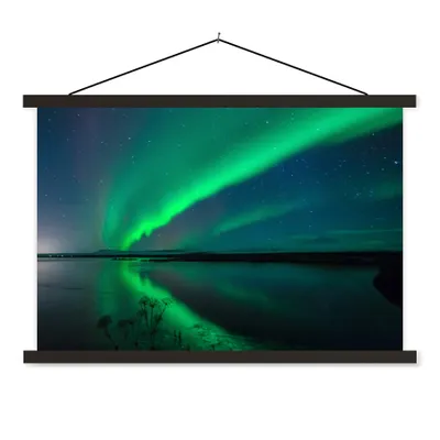 Produktbild von MuchoWow® Textilposter Nordlicht - Island - Sternenhimmel - Grün - Wasser 150x100 cm mit schwarzem Rahmen - Schlafzimmer
