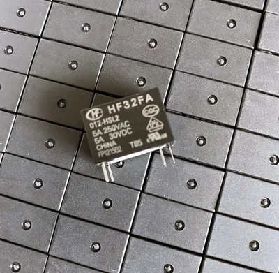 Produktbild von Hongfa HF32FA/012-HSL2 PCB relay 5A (1 Form A) Relais DIP4 #715884