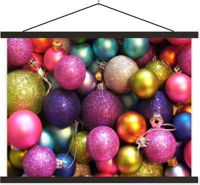 Produktbild von MuchoWow® Textilposter Eine Nahaufnahme der bunten Kugeln 120x90 cm mit schwarzem Rahmen - Aufhänger für Poster