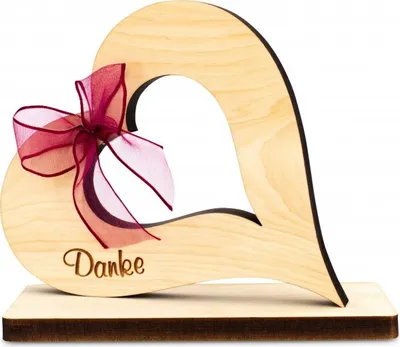 Produktbild von Zirbenholz Dekoration mit 'Danke' Gravur und Schleife, 16x7x15cm hoch